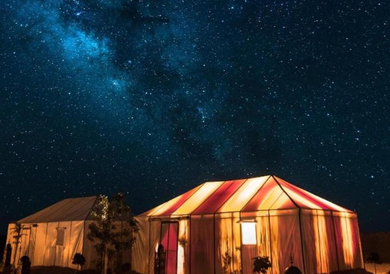 Отель Amazing Luxury Camp Мерзуга Экстерьер фото